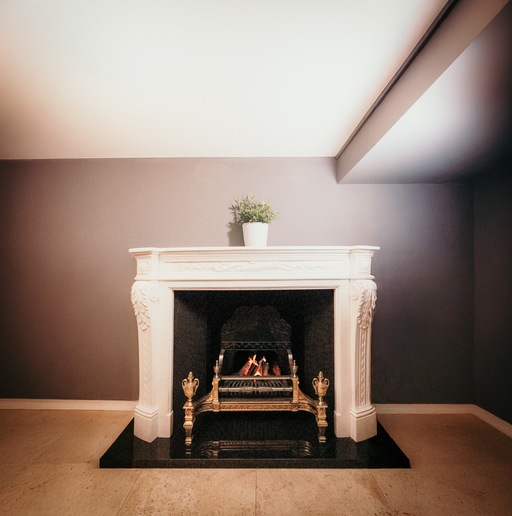 Louis XVI Laurel Large